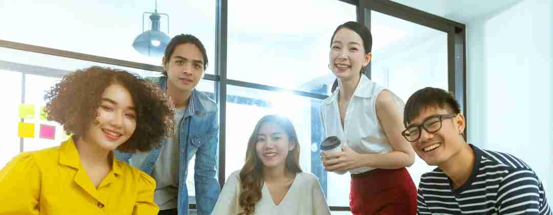 与全球最佳雇主  william威廉中文官网光电<br>
一起探索未来职涯可能